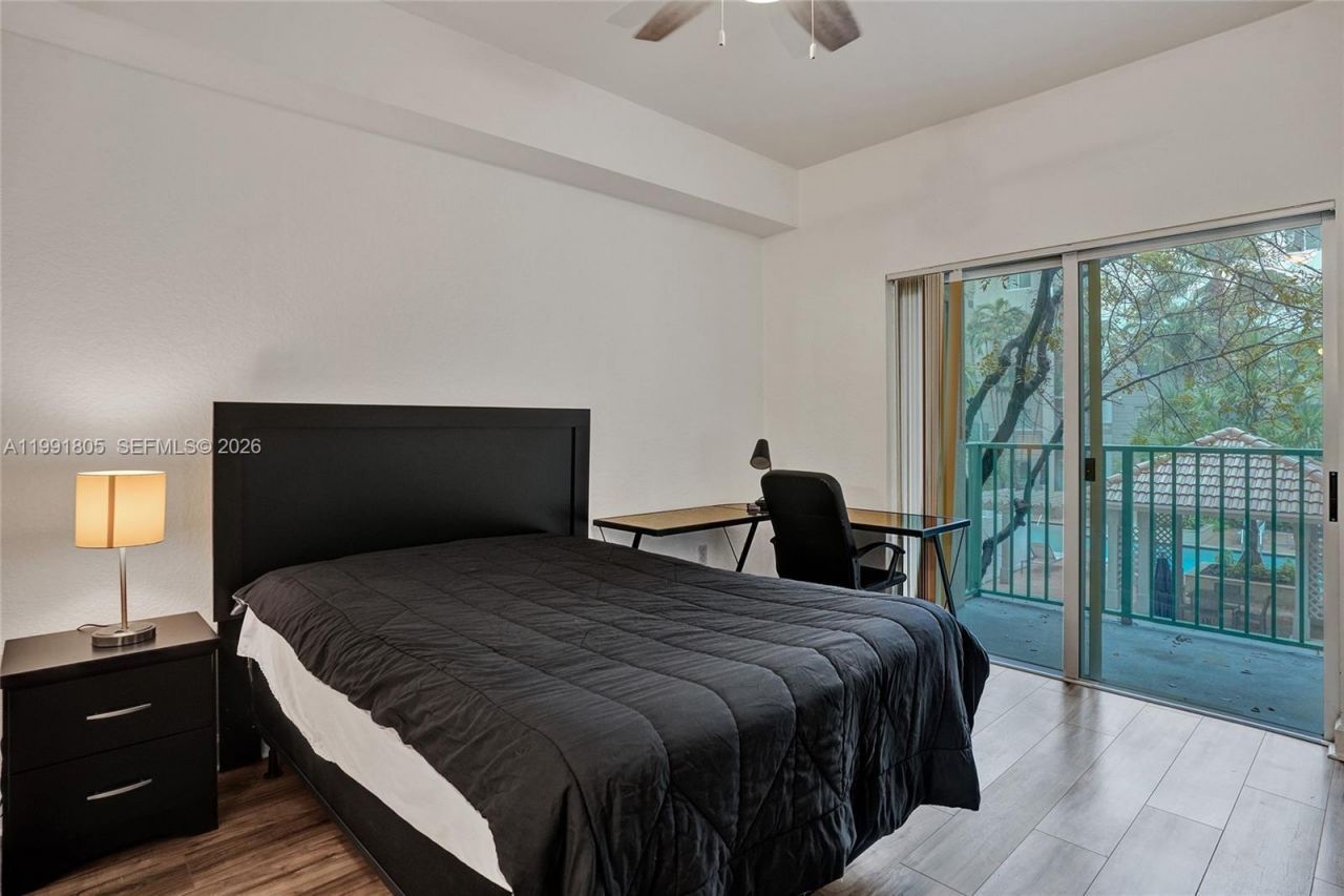 6001 SW 70th St , Unit 252, South Miami, FL 33143 Photo