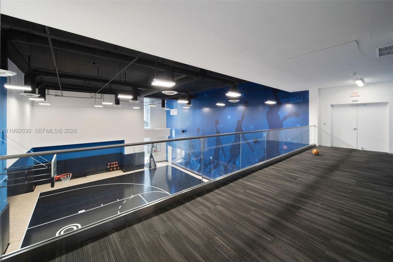 851 NE 1st Ave, Unit 3211, Miami, FL 33132 Photo