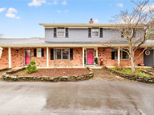 7 Framingham Lane , Pittsford, NY 14534