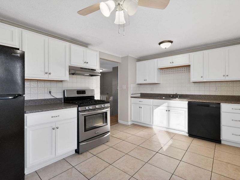 5253 Golden Fern Lane , Columbus, OH 43228 Photo 6