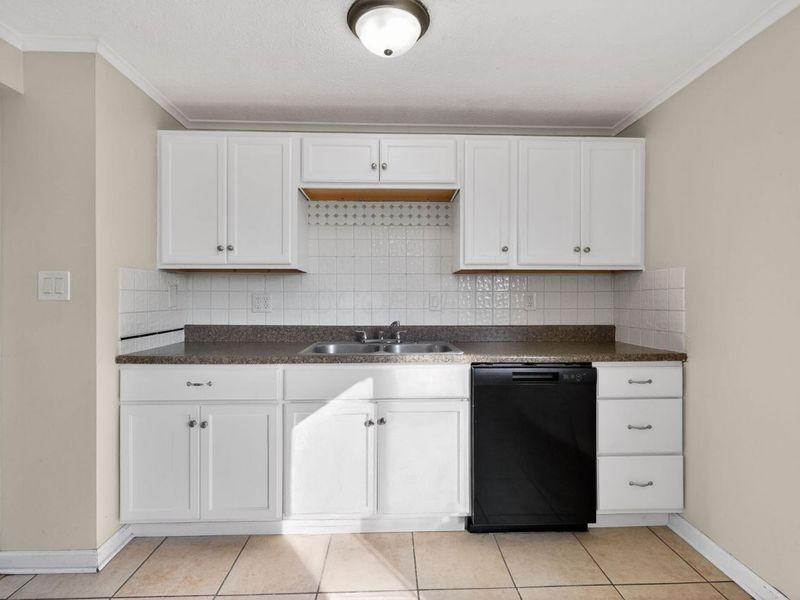 5253 Golden Fern Lane , Columbus, OH 43228 Photo 8