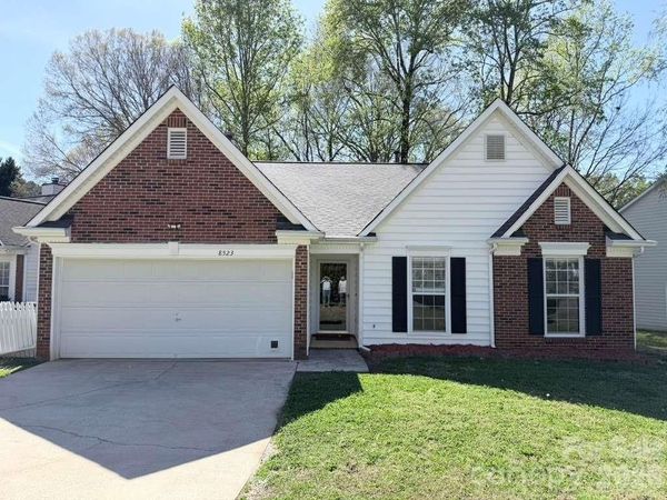 8523 Boxford Court , Charlotte, NC 28215