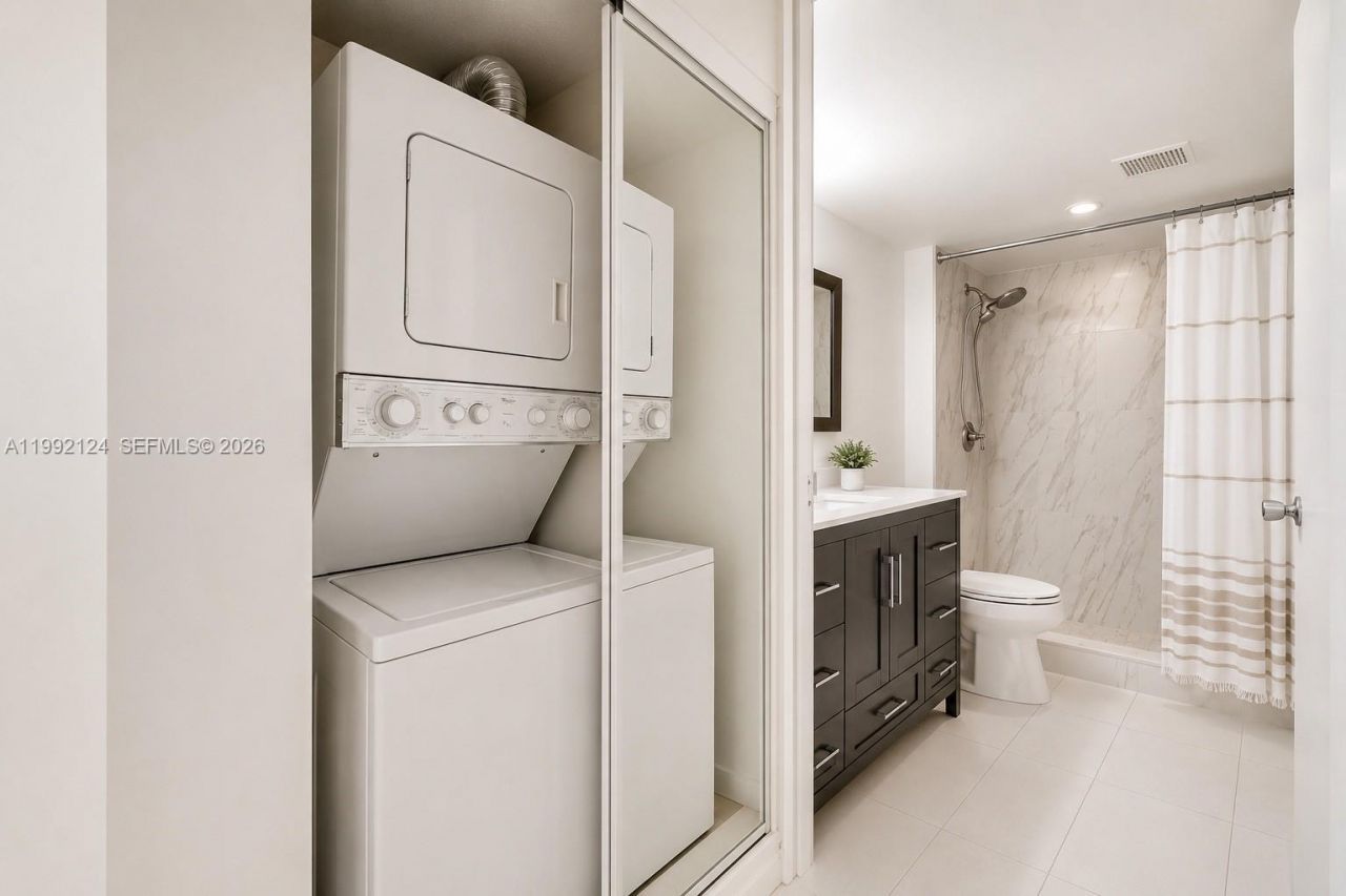 1301 SW 142nd Ave, Unit 203H, Pembroke Pines, FL 33027 Photo