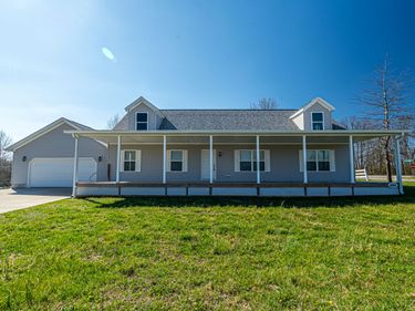 844 Ben Franklin Street , Cloverdale, IN 46120