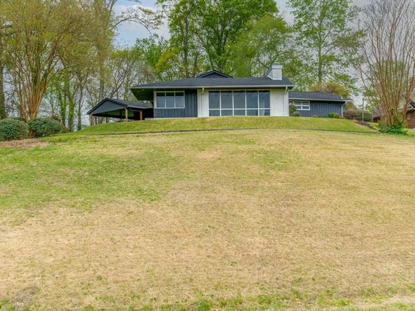 103 Treemont Dr, Tuscumbia, AL