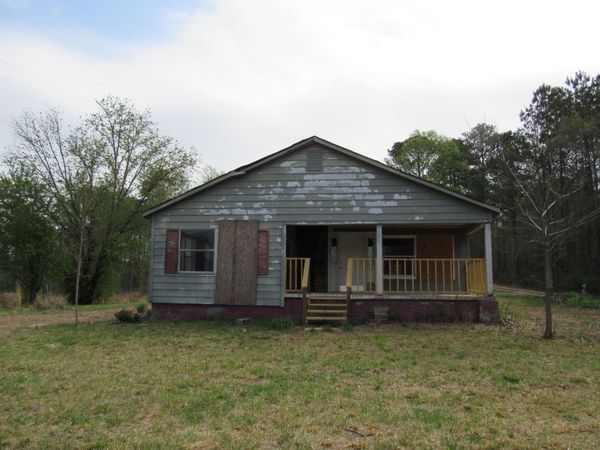37 Pounders Ln, Spruce Pine, AL