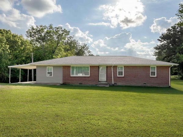 895 Milk Springs Rd, Tuscumbia, AL
