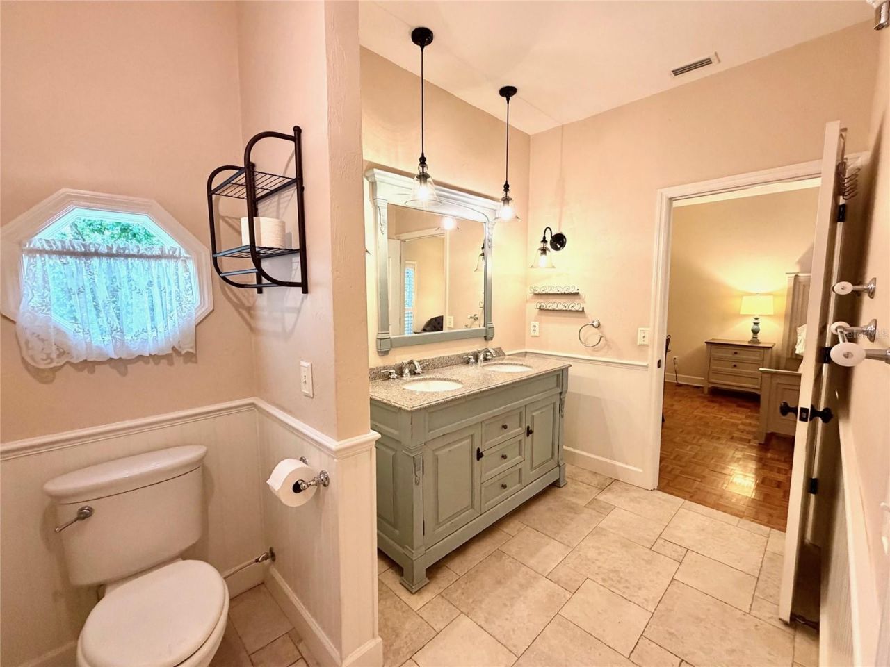 4317 NW 10th Place , Gainesville, FL 32605 Photo