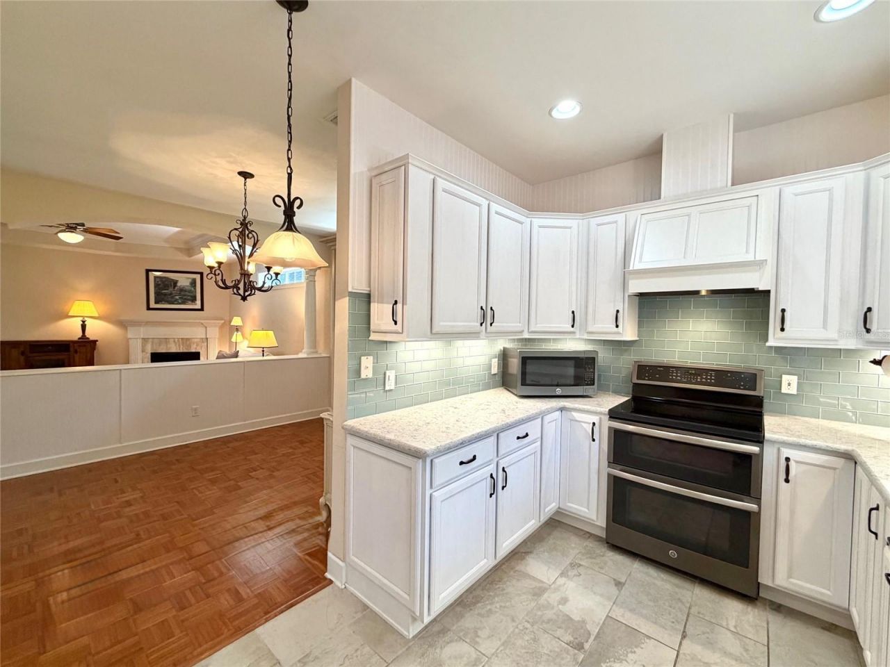 4317 NW 10th Place , Gainesville, FL 32605 Photo