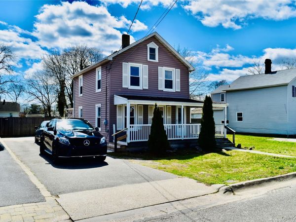 32 Pearl Street, Patchogue, NY 11772