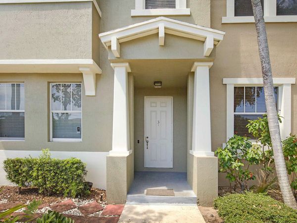 540 Amador Lane, Unit 3, West Palm Beach, FL 33401
