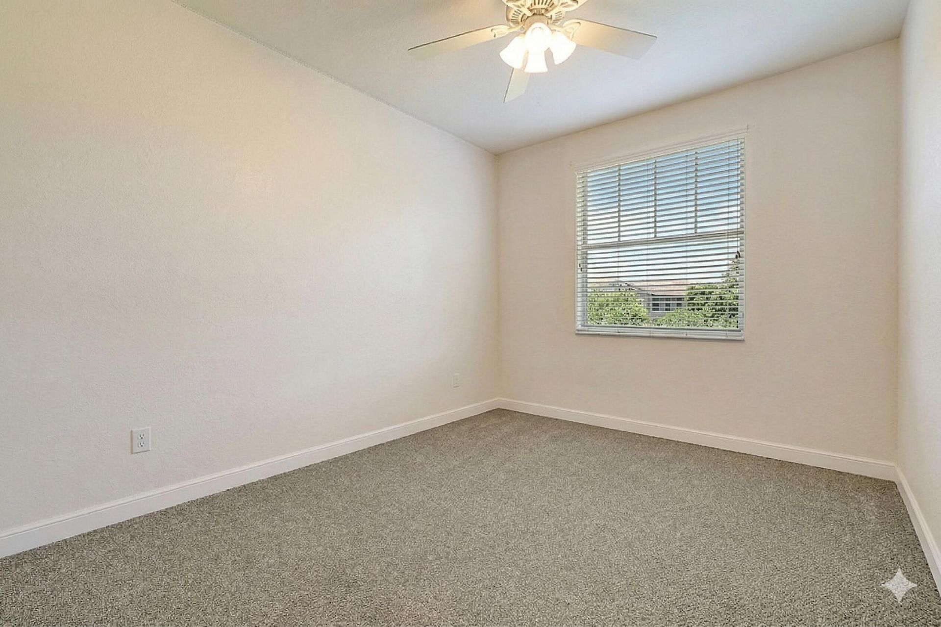 540 Amador Lane, Unit 3, West Palm Beach, FL 33401 Photo