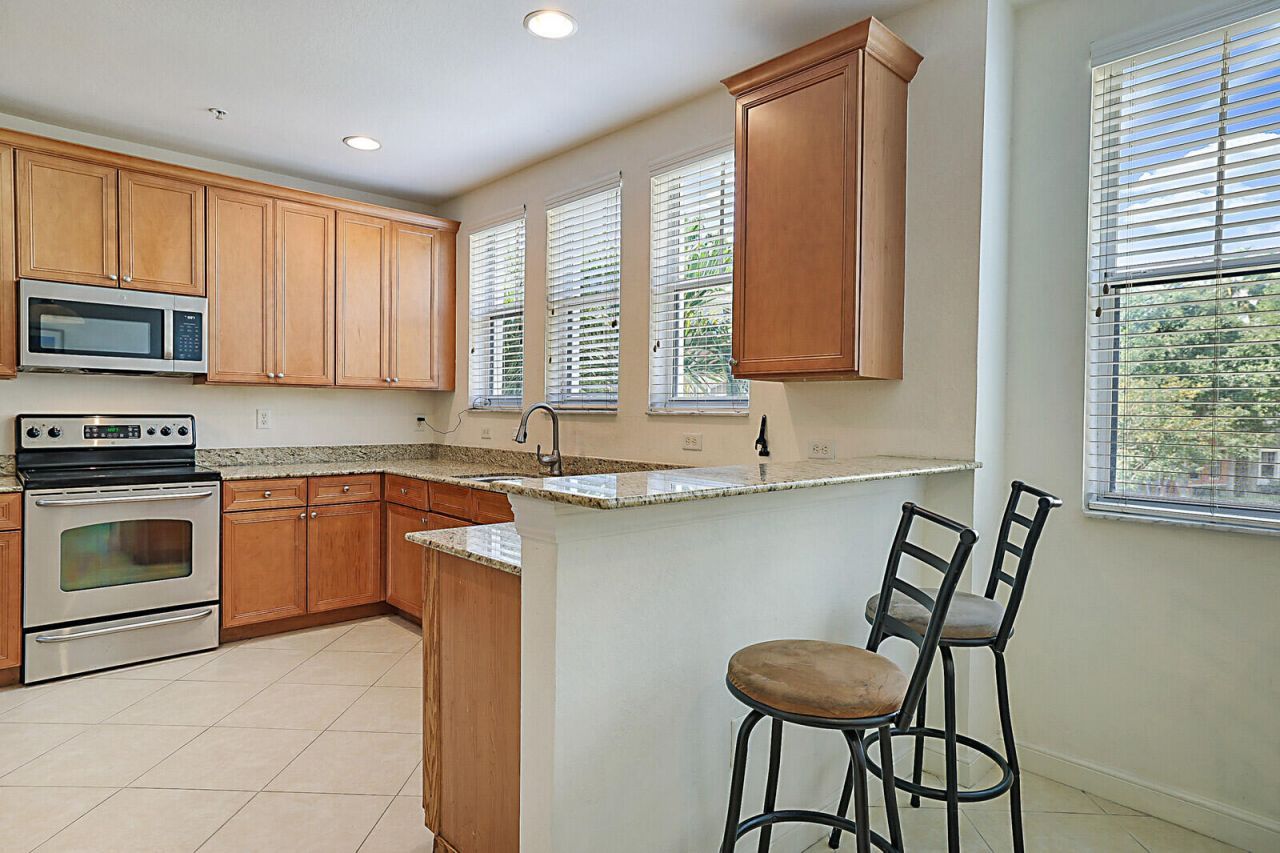 540 Amador Lane, Unit 3, West Palm Beach, FL 33401 Photo