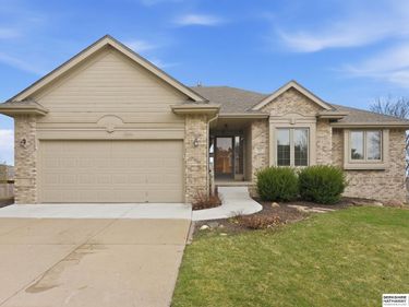 15117 Ohio Street, Omaha, NE 68116