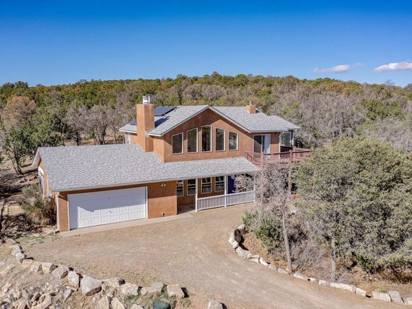 98 Camino Cerritos , Edgewood, NM 87015