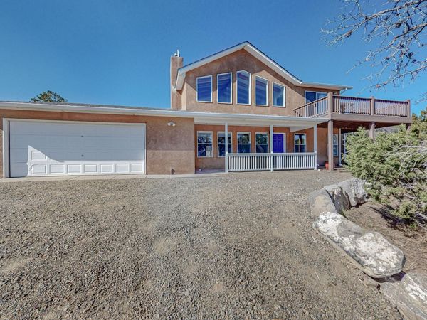 98 Camino Cerritos, Edgewood, NM 87015