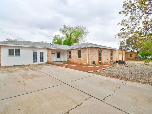 7312 Arvada Avenue NE, Albuquerque, NM 87110