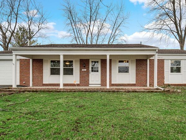 721 Fox River Road , Valparaiso, IN 46385