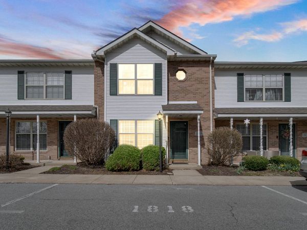 1818 Golden Oak Court , Crown Point, IN 46307