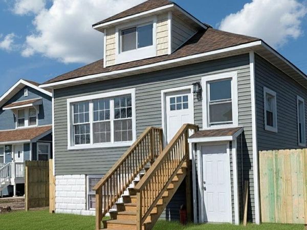 1105 Truman Street, Hammond, IN 46320