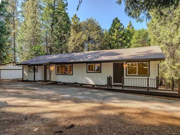 23656 Lightning Ln, Pioneer, CA 95666