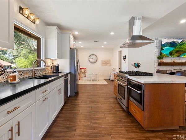 1330 Candela Street, Redlands, CA 92373