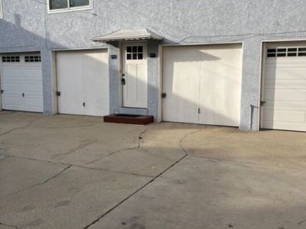 811 E Nutwood Street, Unit 1/2, Inglewood, CA 90301