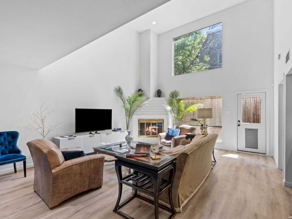 8123 N New Braunfels, Unit D, San Antonio, TX 78209