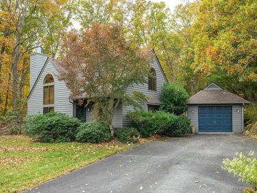 1688 STONEY CREEK DR, Charlottesville, VA 22902