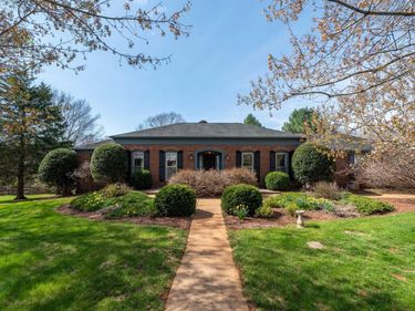 631 MONTEI DR, Earlysville, VA 22936