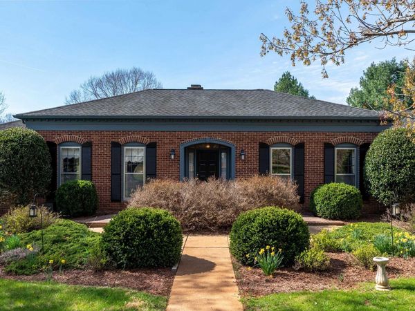 631 MONTEI DR, Earlysville, VA 22936