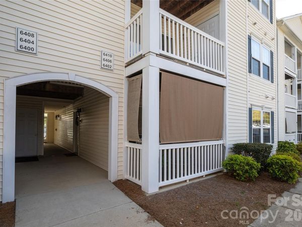 6402 Kee Lane , Harrisburg, NC 28075