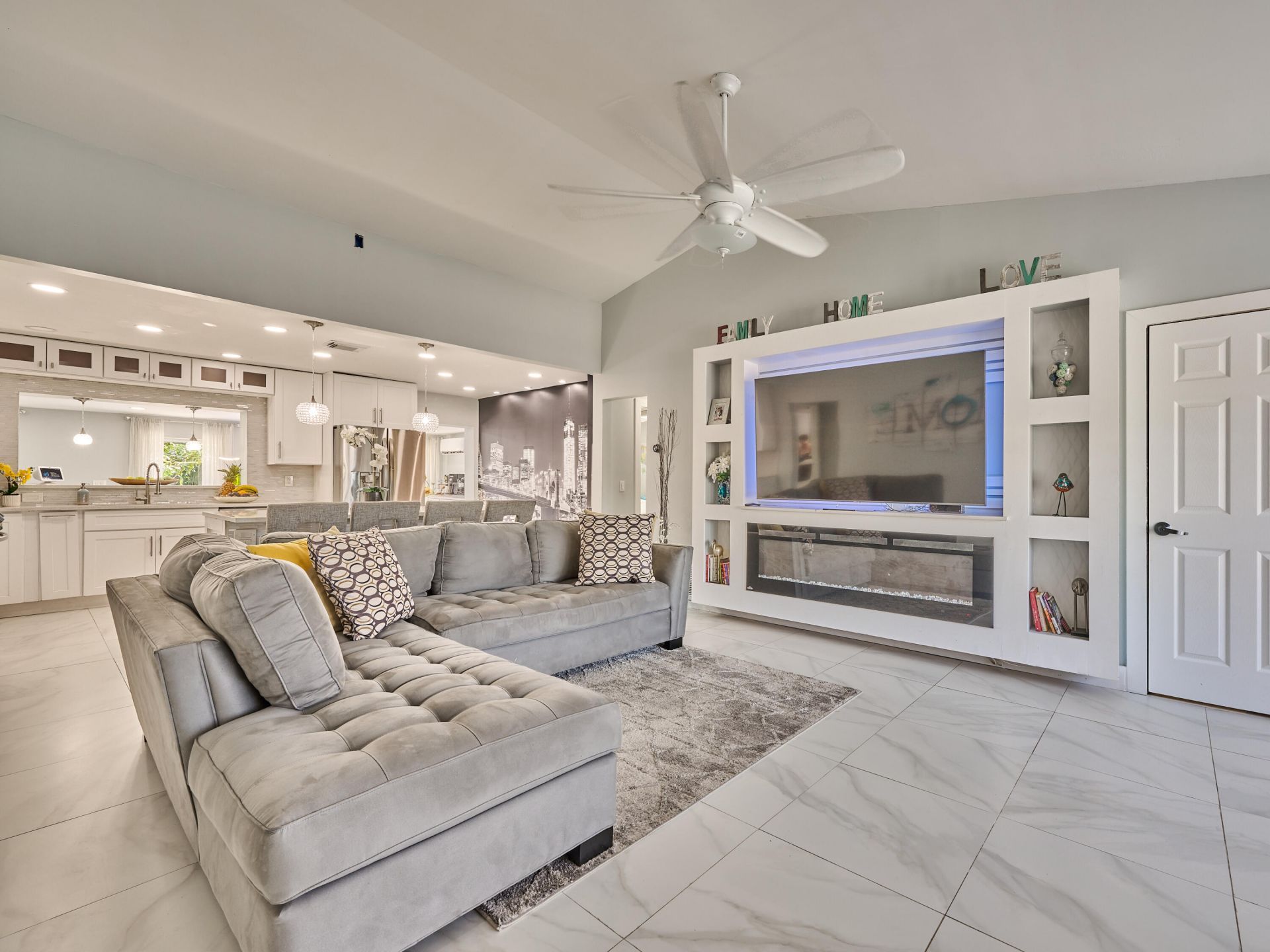 9020 SW 8th Street, Boca Raton, FL 33433 Photo