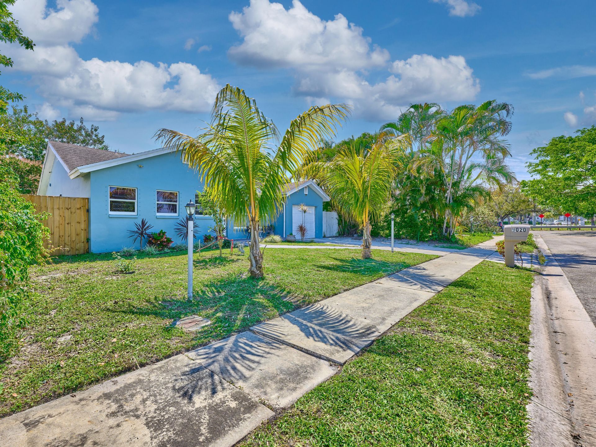 9020 SW 8th Street, Boca Raton, FL 33433 Photo