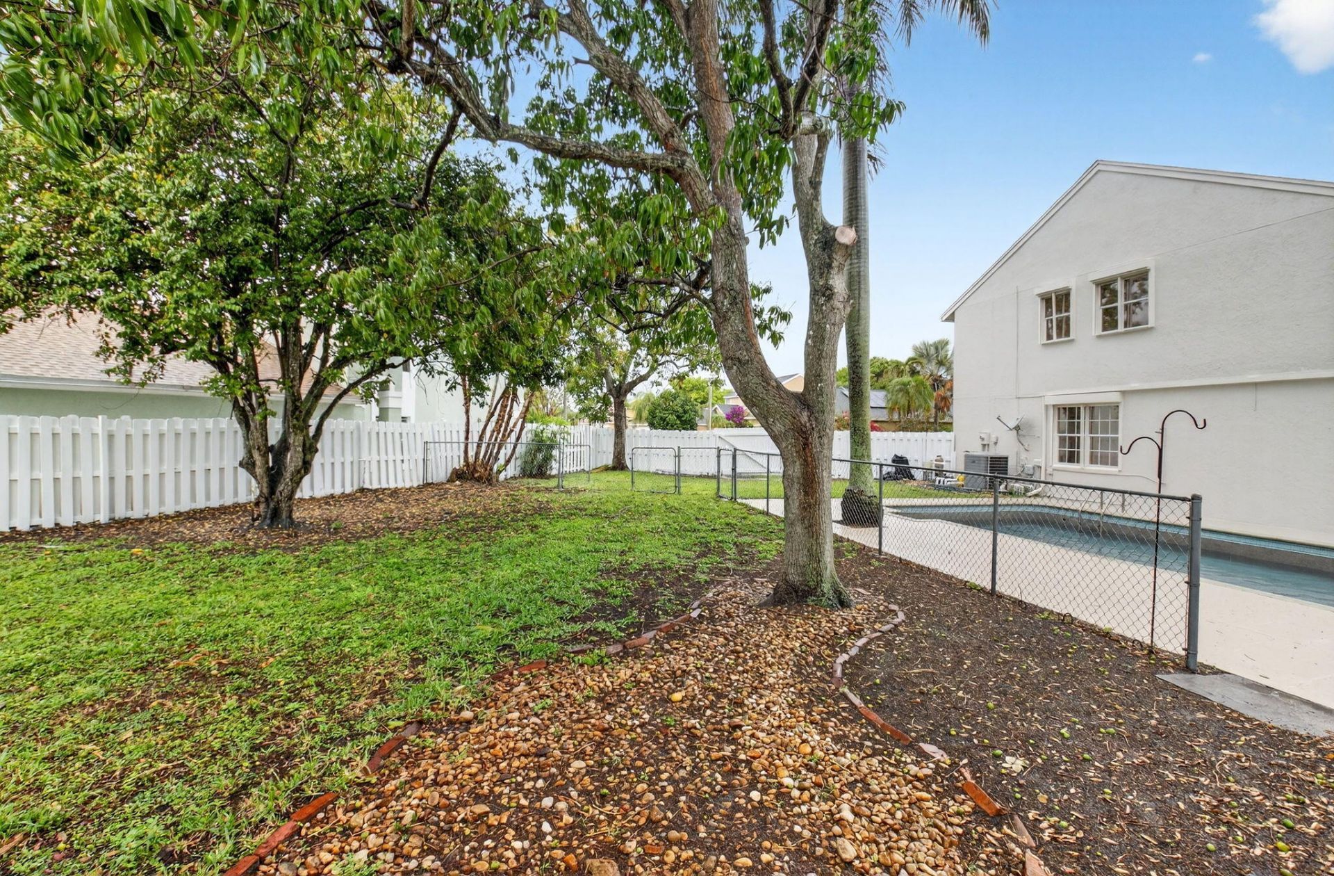 1103 W Fairfax Cir W W, Boynton Beach, FL 33436 Photo