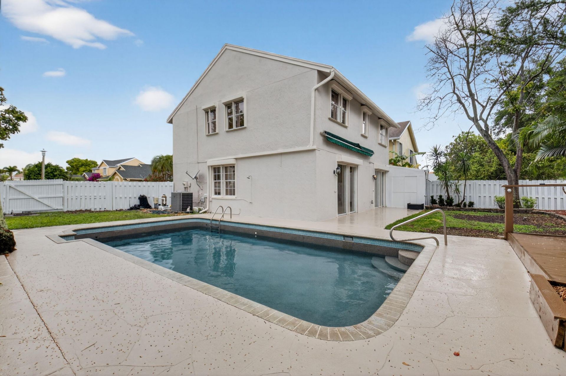 1103 W Fairfax Cir W W, Boynton Beach, FL 33436 Photo