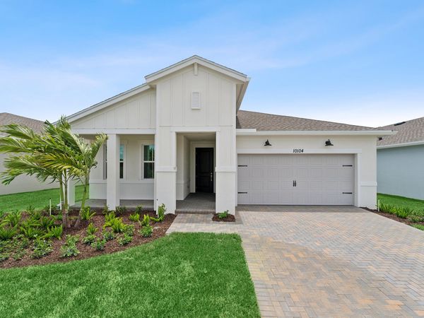 10104 Field Flower Trail, Port St. Lucie, FL 34987