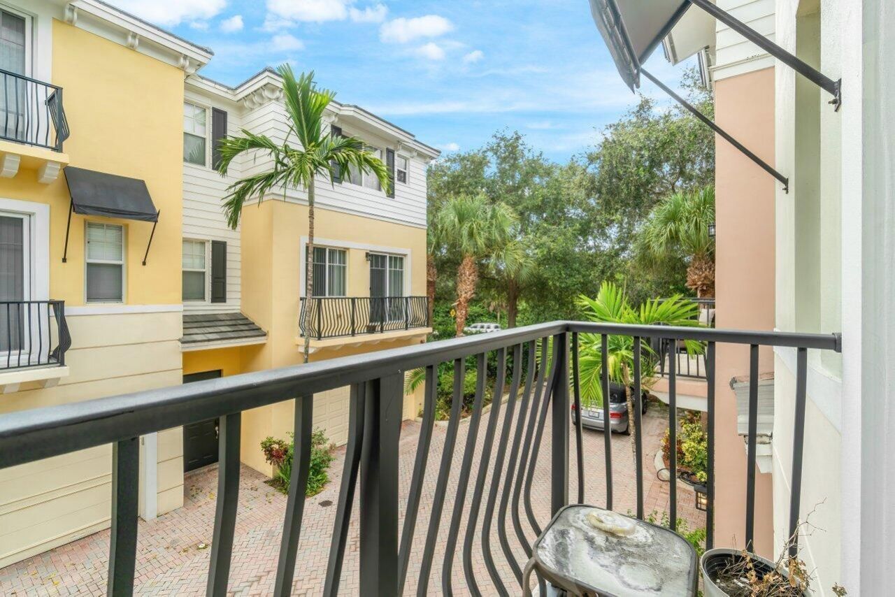 3805 NW 5th Terrace, Boca Raton, FL 33431 Photo