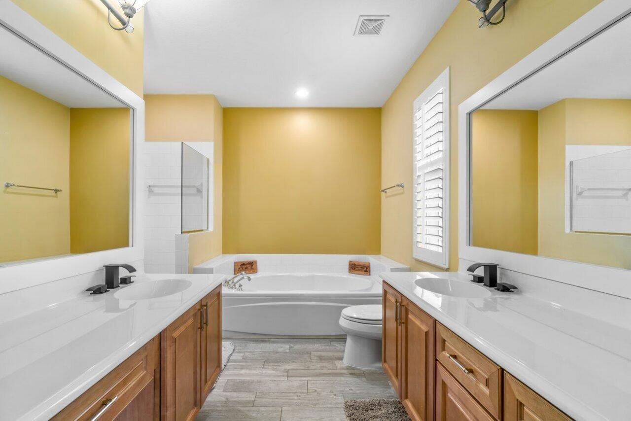 3805 NW 5th Terrace, Boca Raton, FL 33431 Photo