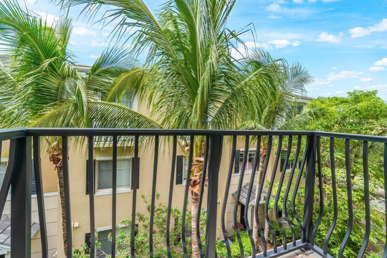 3805 NW 5th Terrace, Boca Raton, FL 33431 Photo