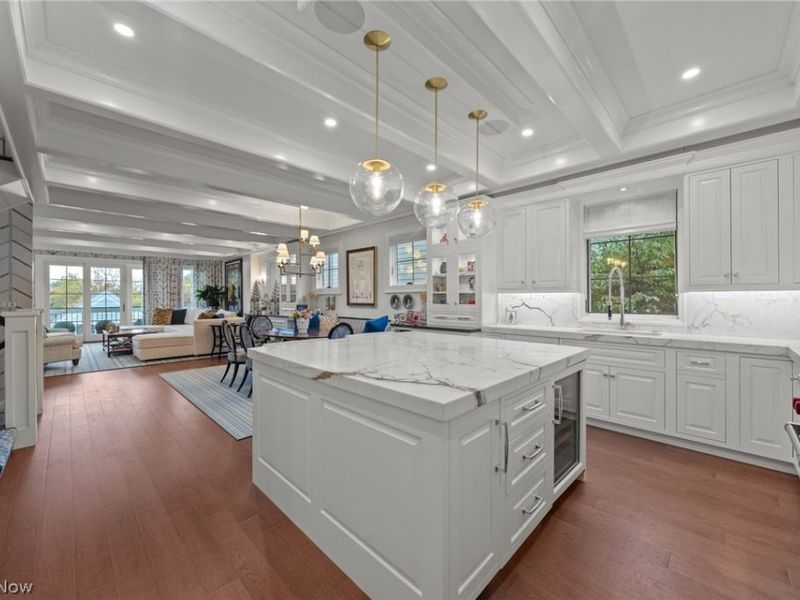 42 W Orange Street , Chagrin Falls, OH 44022 Photo 17