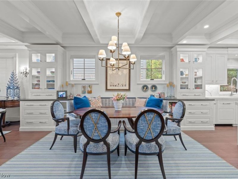 42 W Orange Street , Chagrin Falls, OH 44022 Photo 9