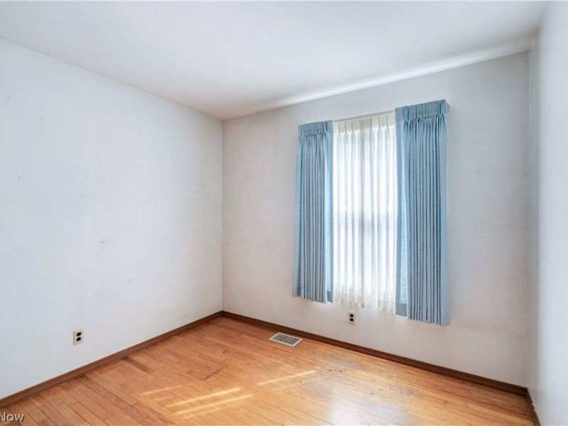 4234 Selkirk Avenue , Austintown, OH 44511 Photo 20