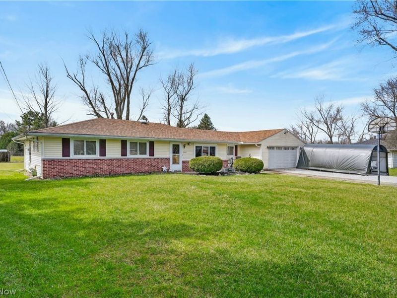 9239 Lakeside Drive , Streetsboro, OH 44241 Photo 1