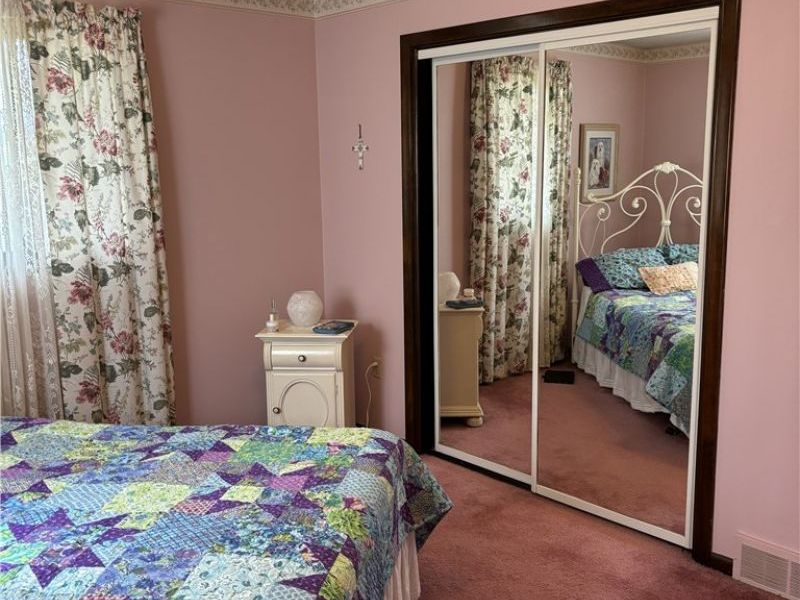 453 Springbrook Drive SW, New Philadelphia, OH 44663 Photo 12