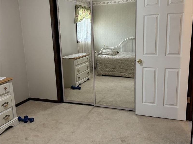 453 Springbrook Drive SW, New Philadelphia, OH 44663 Photo 14