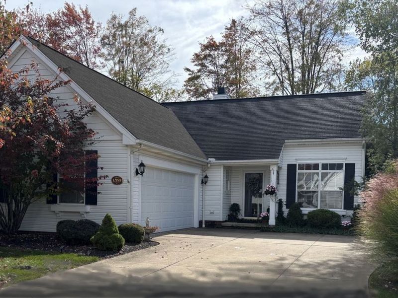 12193 Nutmeg Lane , North Royalton, OH 44133 Photo 1