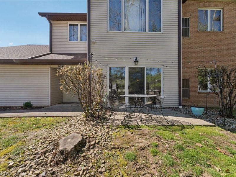 7137 Village Drive , Mentor, OH 44060 Photo 1