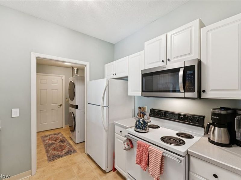 7137 Village Drive , Mentor, OH 44060 Photo 17