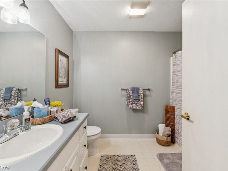 7137 Village Drive , Mentor, OH 44060 Photo 21